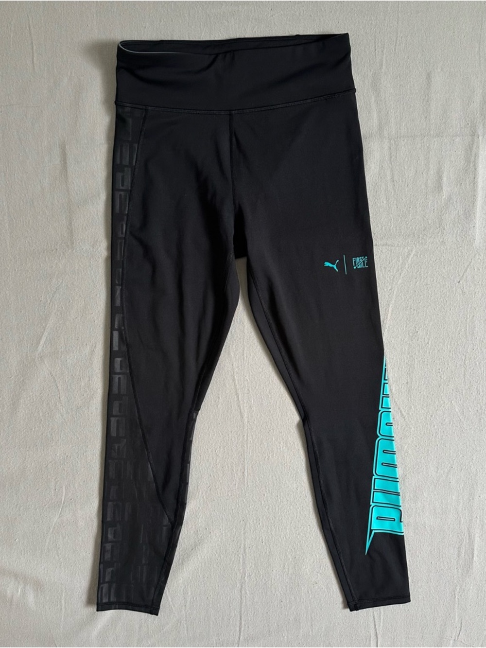 PUMA First MileWomens Running Leggings - High Waist w/ pocket, Black Size M